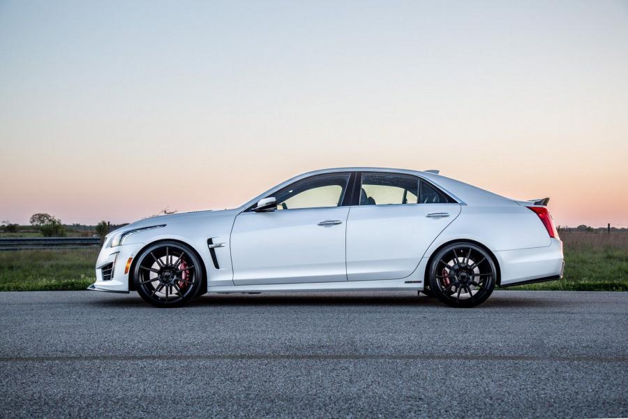  Cadillac CTS-V HPE1000 Pedestal Edition by Hennessey 2018 года  (фото 3 из 17)